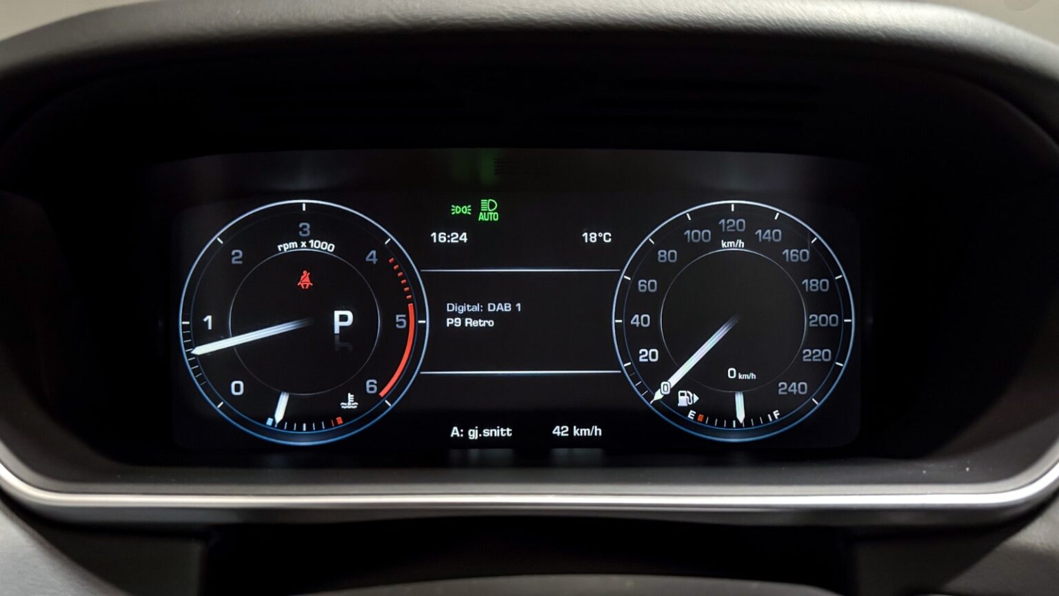 Land Rover Range Rover Sport 3.0TDV6 211HK /7-Seter /Softclose ...